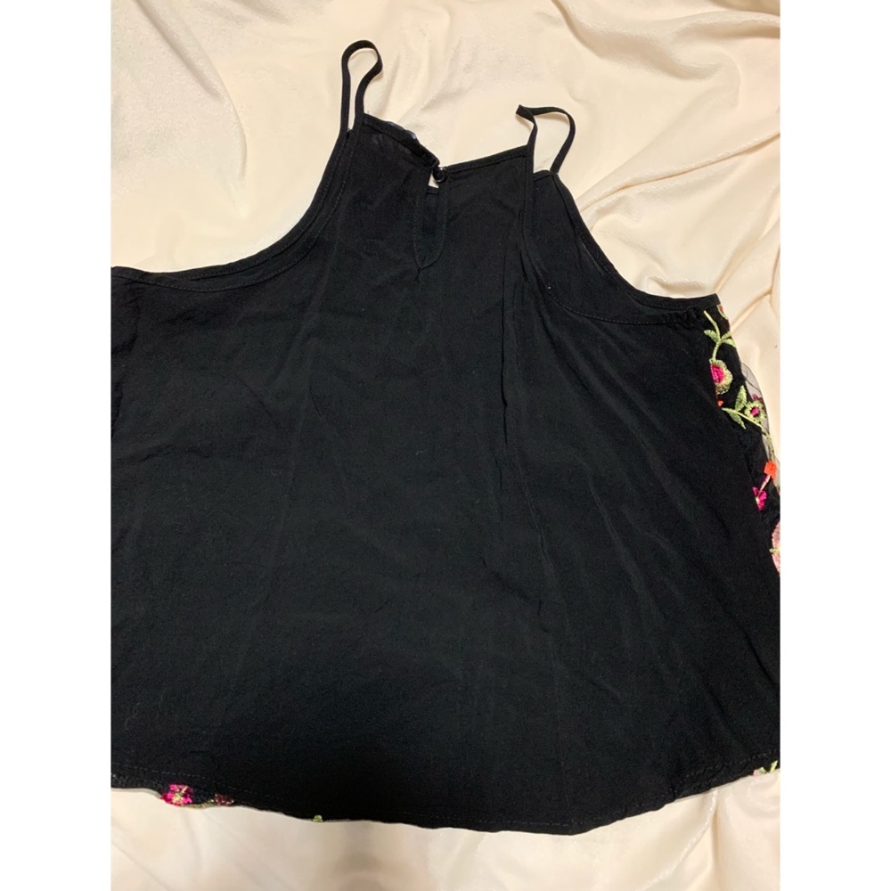 Floral Tank Top - Picture 2 of 3